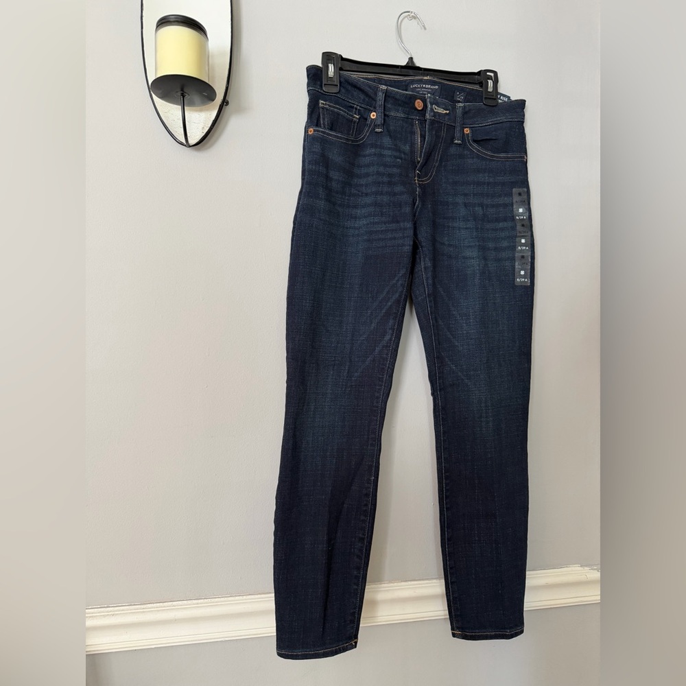 NWT Lucky Brand Low Rise Dark Blue Straight leg Ankle  Jeans